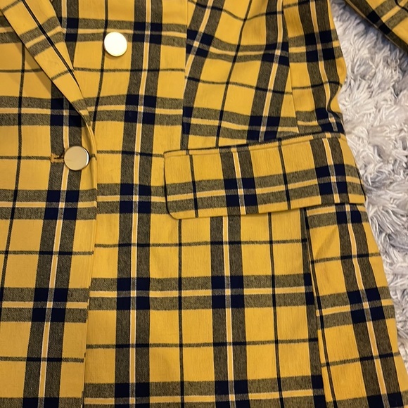 Yellow Plaid Blazer - Picture 8 of 15